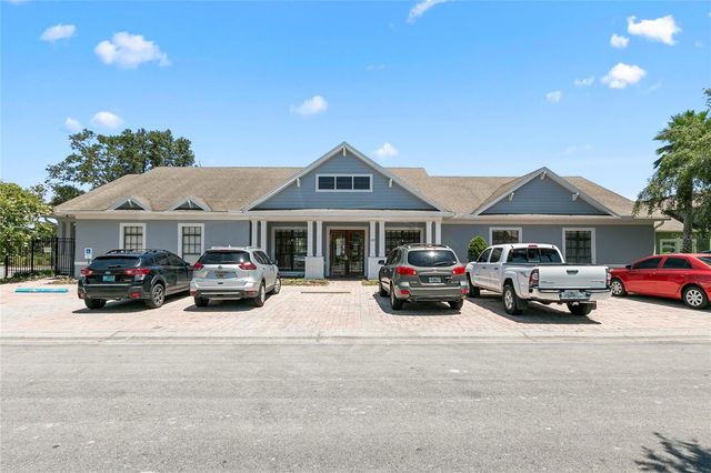 523 LAKE DAVENPORT CIRCLE, Davenport, FL 33837