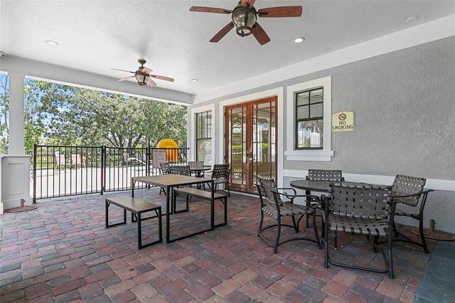 523 LAKE DAVENPORT CIRCLE, Davenport, FL 33837