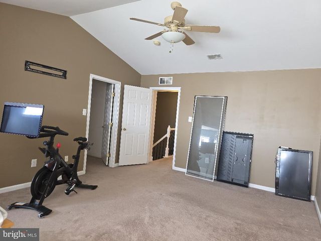 20 CLEMENS LN, Blackwood, NJ 08012