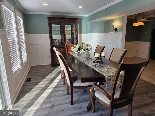 20 CLEMENS LN, Blackwood, NJ 08012