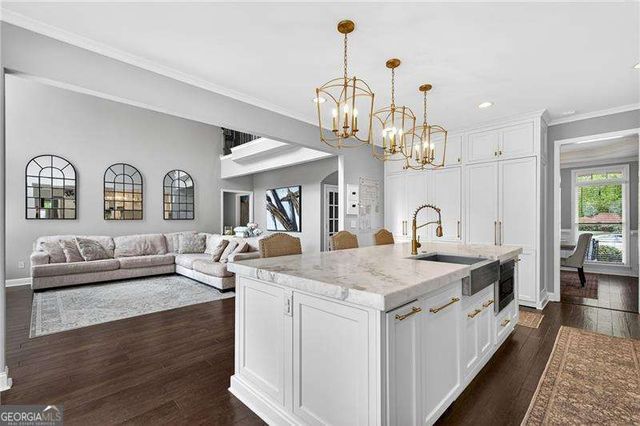 516 Brookeshyre Court, Woodstock, GA 30188