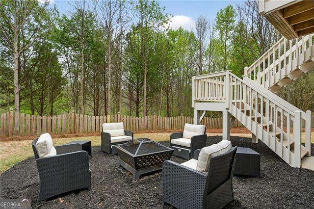 516 Brookeshyre Court, Woodstock, GA 30188