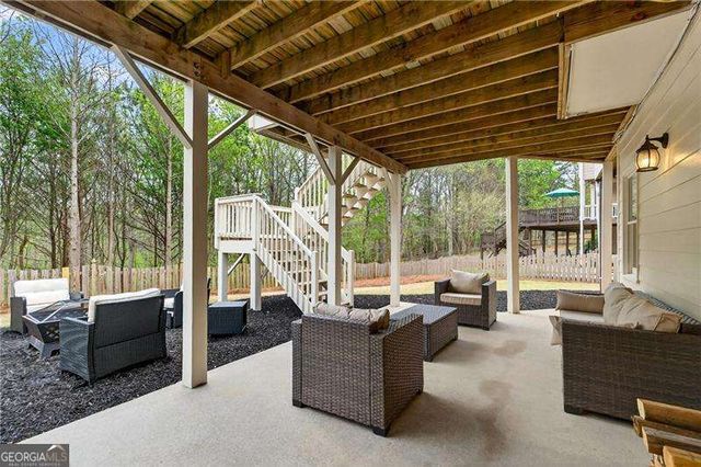 516 Brookeshyre Court, Woodstock, GA 30188