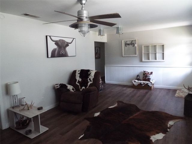 808 Shady Trail, Athens, TX 75751