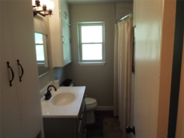 808 Shady Trail, Athens, TX 75751