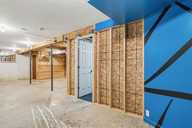 15394 Devereaux Road, Albion, MI 49224