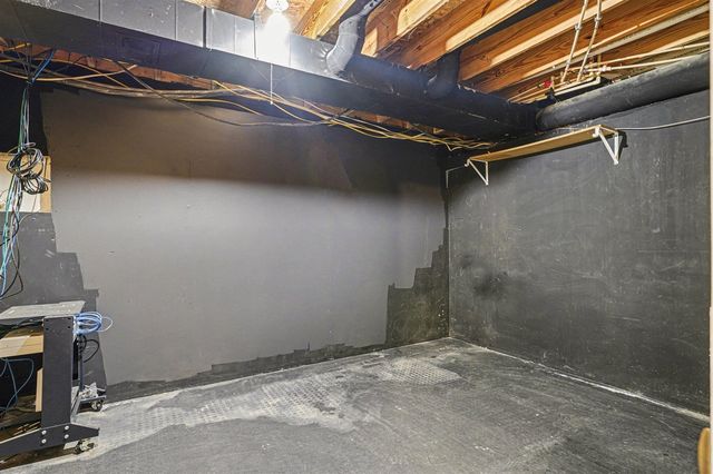 15394 Devereaux Road, Albion, MI 49224