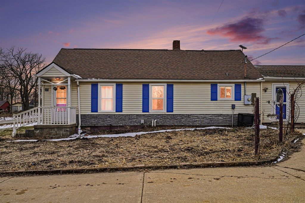 15394 Devereaux Road, Albion, MI 49224