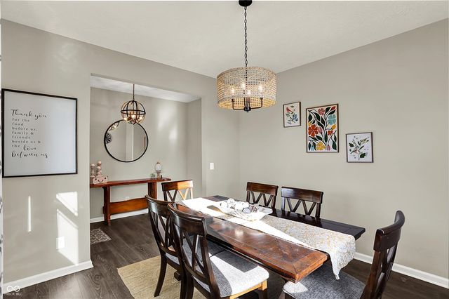 2042 Downey Lane, Greenfield, IN 46140