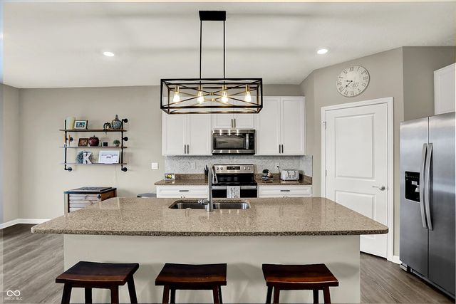 2042 Downey Lane, Greenfield, IN 46140