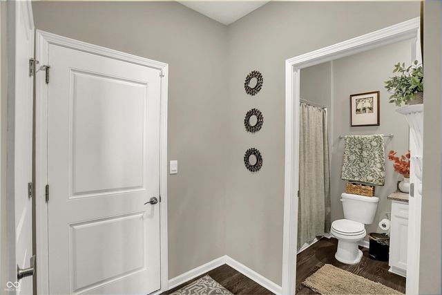 2042 Downey Lane, Greenfield, IN 46140