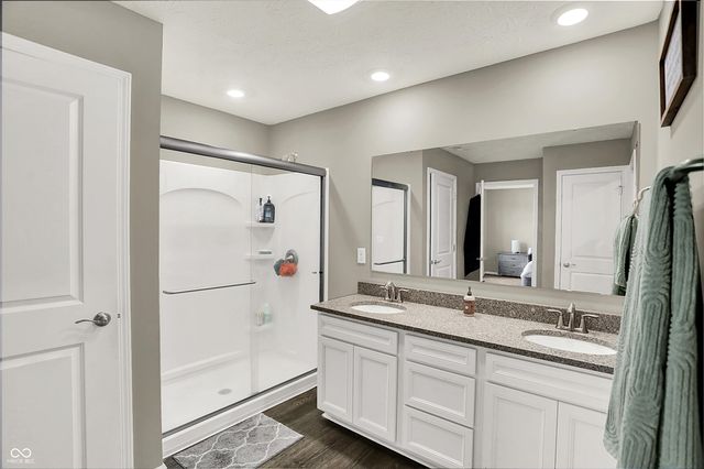 2042 Downey Lane, Greenfield, IN 46140