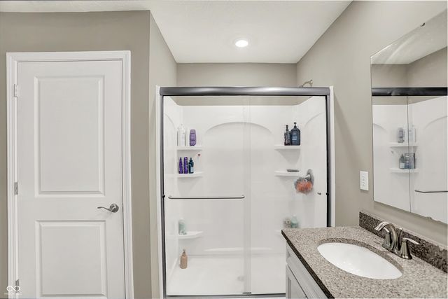 2042 Downey Lane, Greenfield, IN 46140