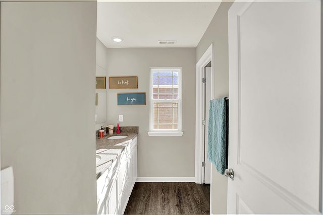 2042 Downey Lane, Greenfield, IN 46140