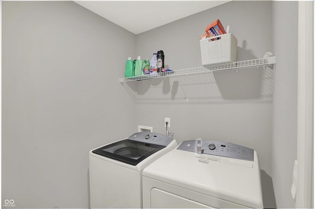 2042 Downey Lane, Greenfield, IN 46140