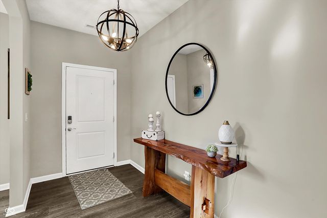 2042 Downey Lane, Greenfield, IN 46140