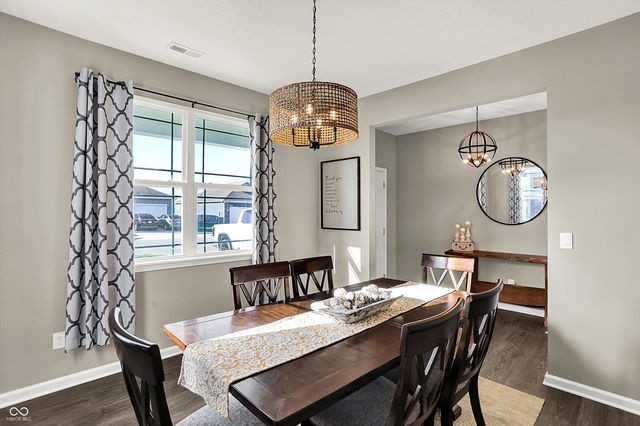 2042 Downey Lane, Greenfield, IN 46140