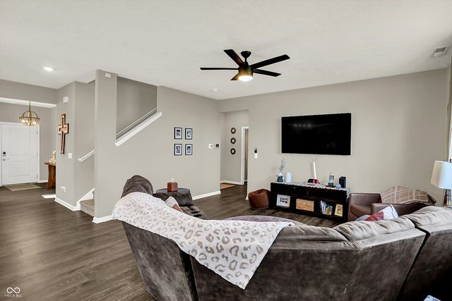 2042 Downey Lane, Greenfield, IN 46140