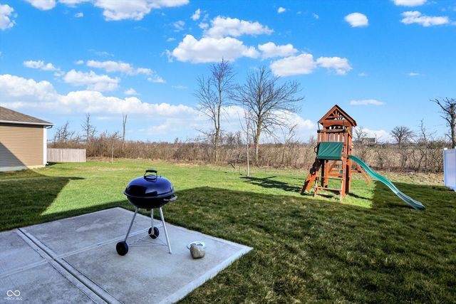 2042 Downey Lane, Greenfield, IN 46140