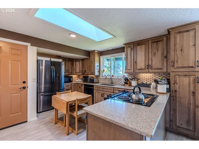 32728 Ne CHAMBERLAIN Rd, Corbett, OR 97019