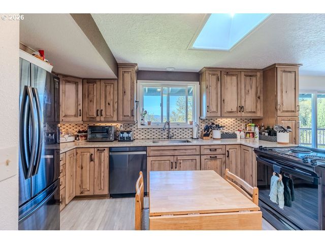 32728 Ne CHAMBERLAIN Rd, Corbett, OR 97019