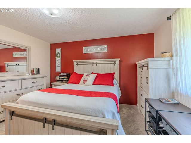 32728 Ne CHAMBERLAIN Rd, Corbett, OR 97019