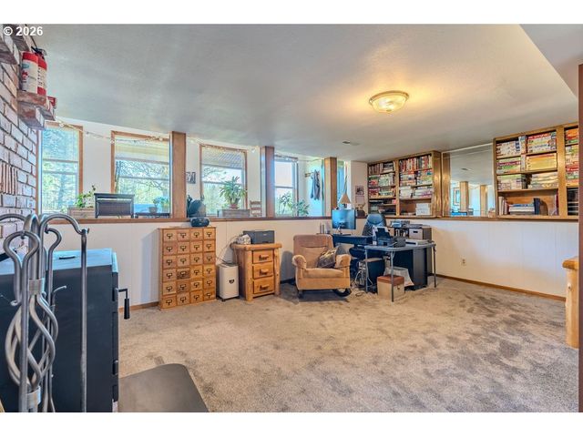 32728 Ne CHAMBERLAIN Rd, Corbett, OR 97019