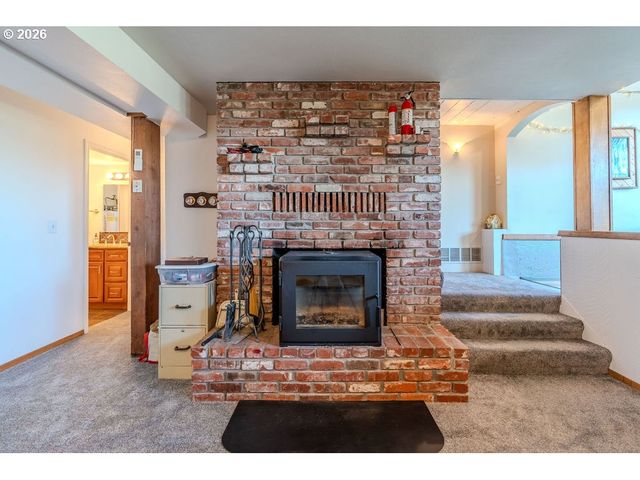 32728 Ne CHAMBERLAIN Rd, Corbett, OR 97019