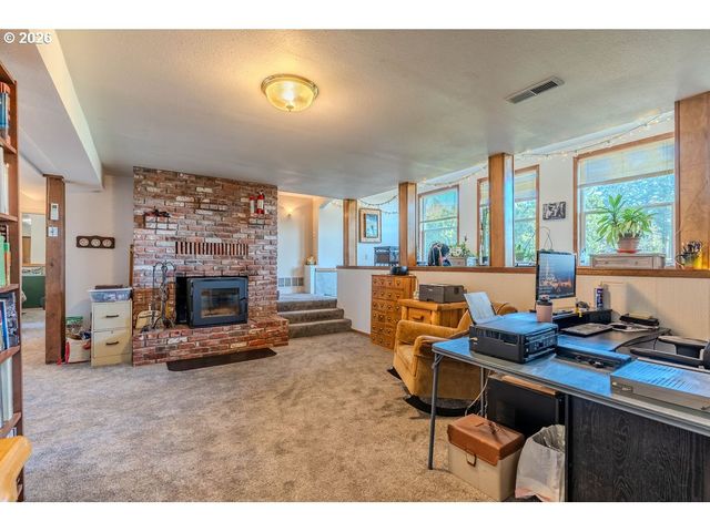 32728 Ne CHAMBERLAIN Rd, Corbett, OR 97019