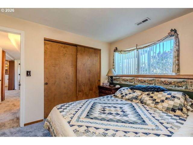 32728 Ne CHAMBERLAIN Rd, Corbett, OR 97019