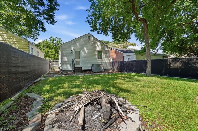 802 Teach ST, Hampton, VA 23661