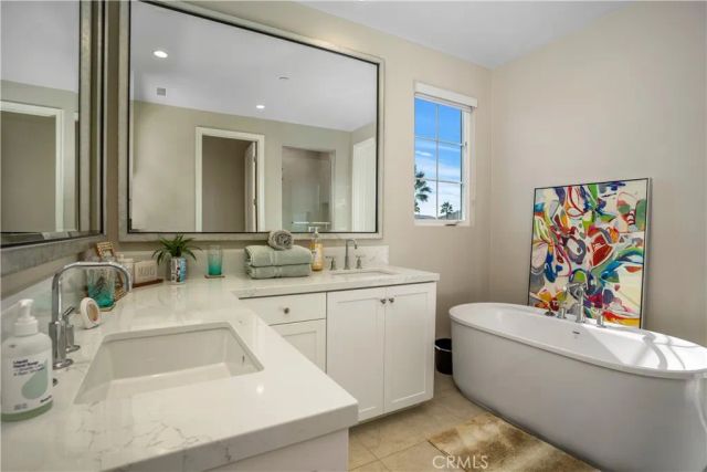 140 San Benito, Irvine, CA 92618