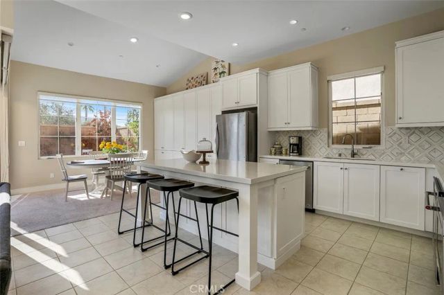 140 San Benito, Irvine, CA 92618