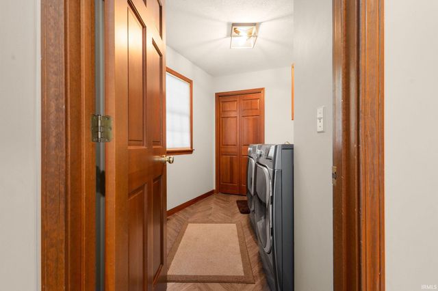 51945 Lake Knoll Court, Granger, IN 46530