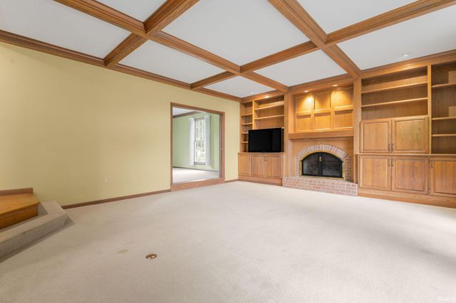 51945 Lake Knoll Court, Granger, IN 46530