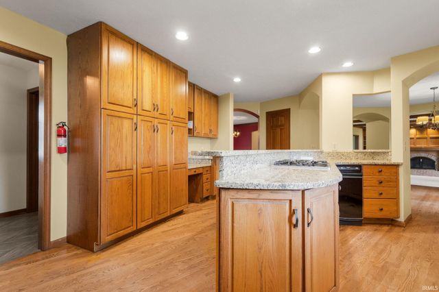 51945 Lake Knoll Court, Granger, IN 46530