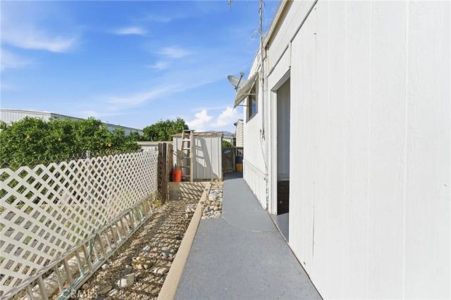 975 California 76, Calimesa, CA 92320