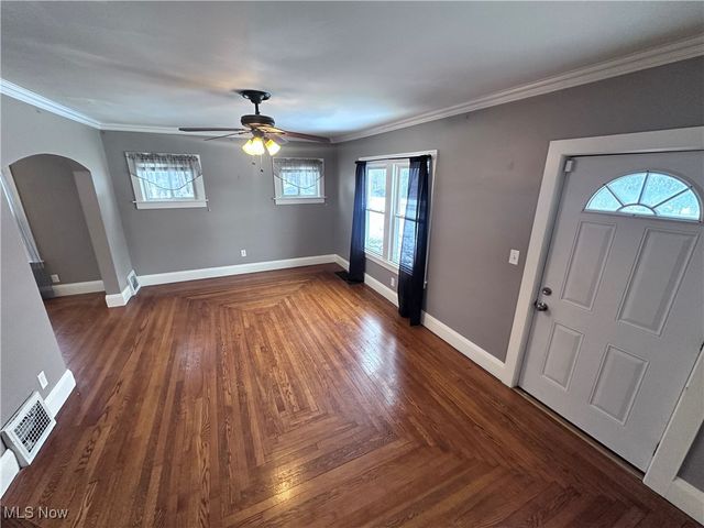 5177 Mahoning Avenue NW, Warren, OH 44483