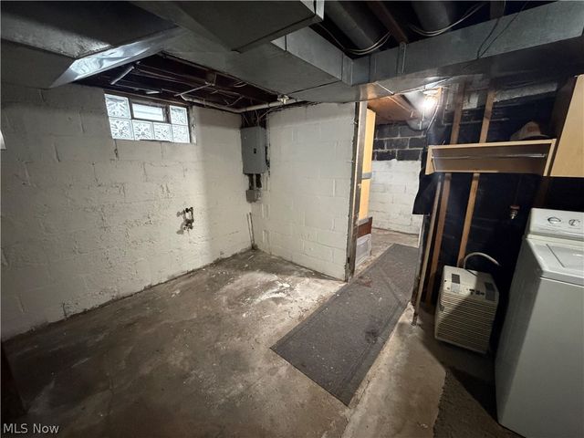 5177 Mahoning Avenue NW, Warren, OH 44483