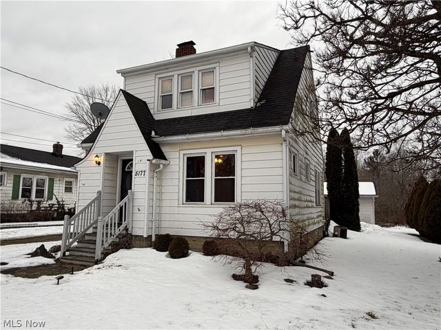 5177 Mahoning Avenue NW, Warren, OH 44483