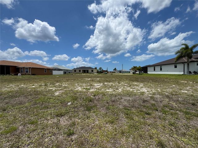 2018 NW 33RD AVENUE, Cape Coral, FL 33993