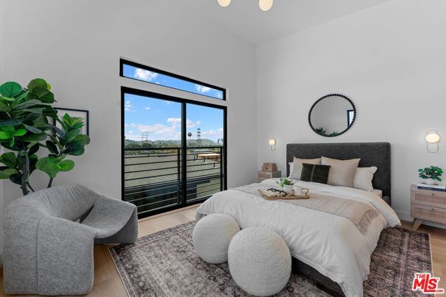 5443 Blackwelder Street, Los Angeles, CA 90016