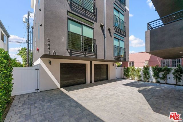 5443 Blackwelder Street, Los Angeles, CA 90016