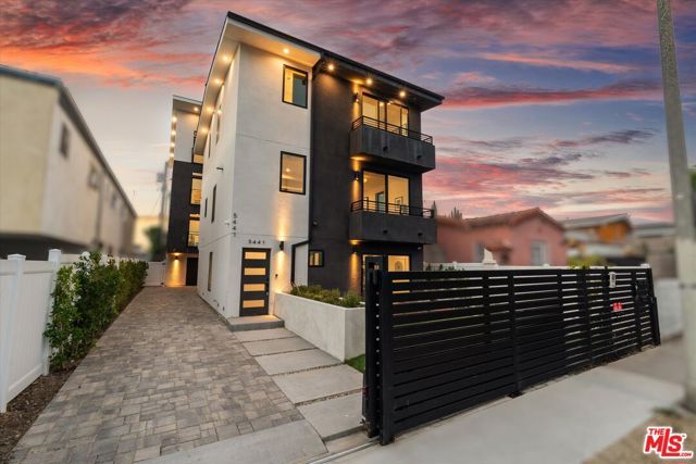 5443 Blackwelder Street, Los Angeles, CA 90016