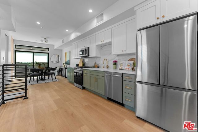 5443 Blackwelder Street, Los Angeles, CA 90016