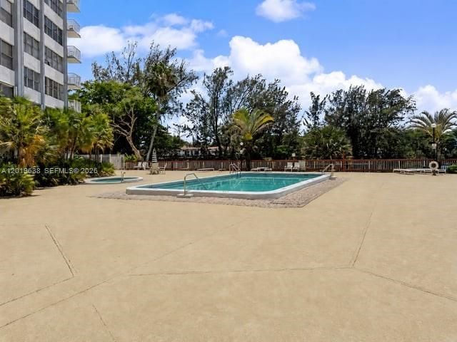 1300 NE Miami Gardens Dr 803E, Miami, FL 33179