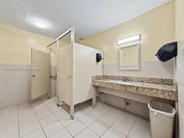 1300 NE Miami Gardens Dr 803E, Miami, FL 33179