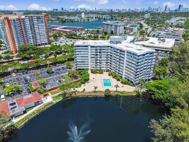 1300 NE Miami Gardens Dr 803E, Miami, FL 33179