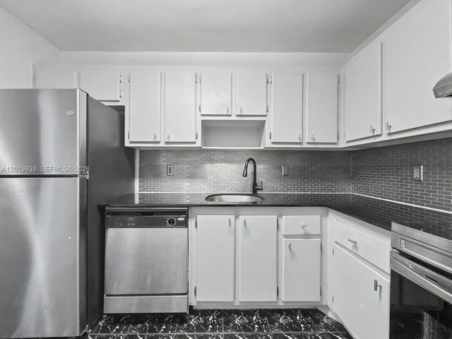 1300 NE Miami Gardens Dr 803E, Miami, FL 33179