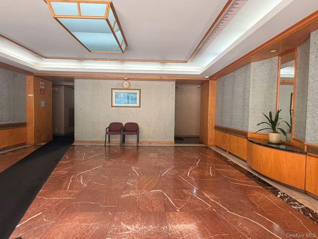 4231 Colden Street R1H, Flushing, NY 11355